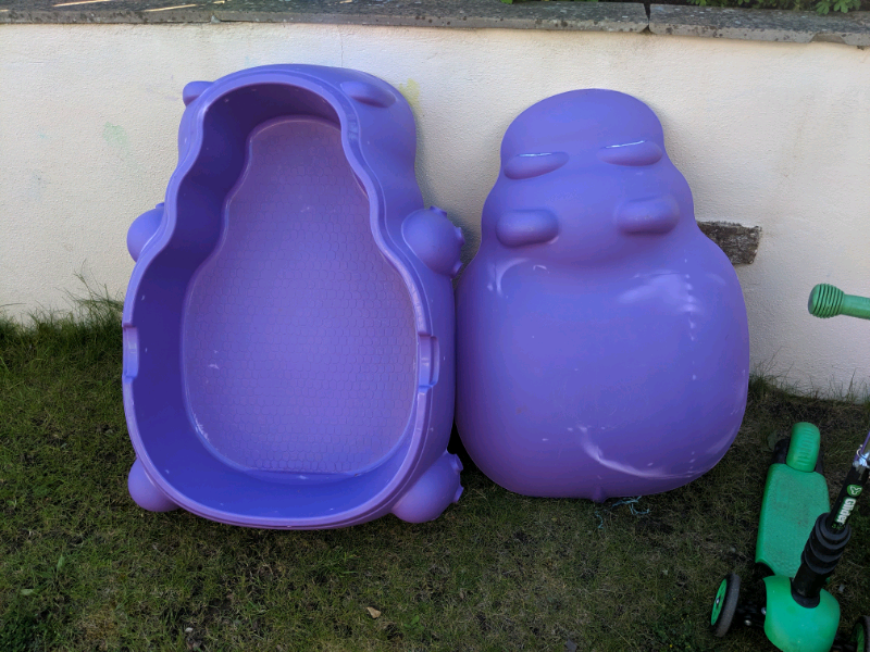 argos plastic sandpit